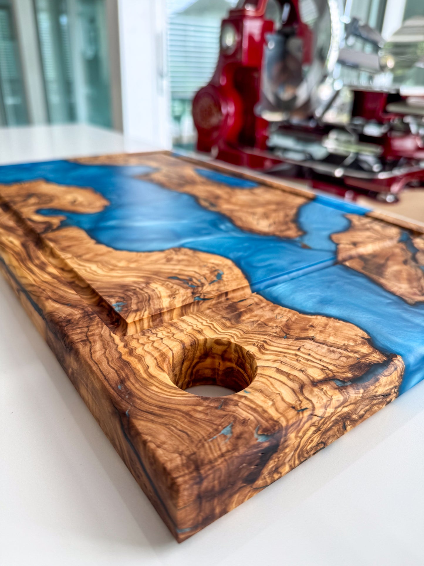 Croatian Cutting/Service board