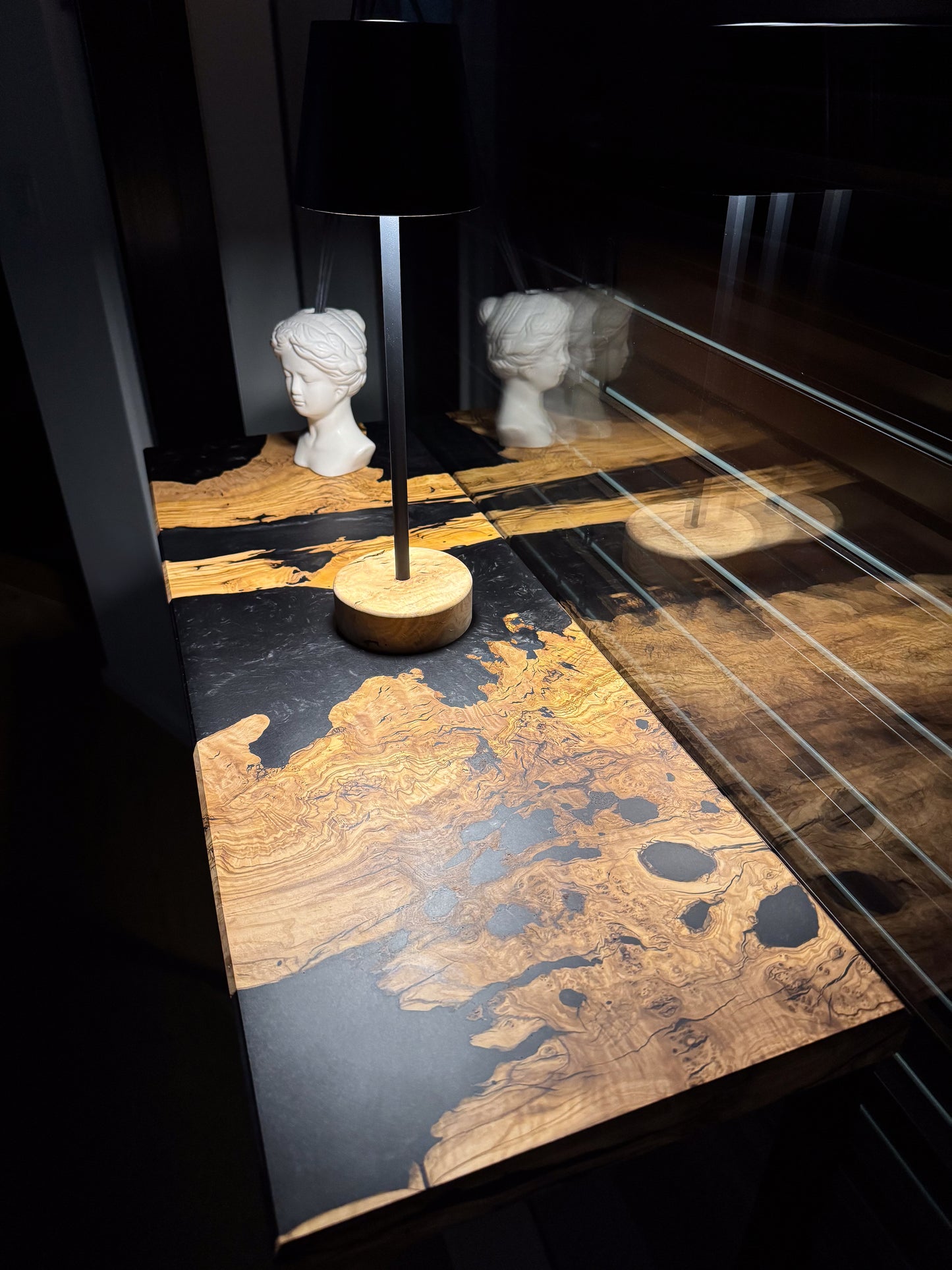 Bar table